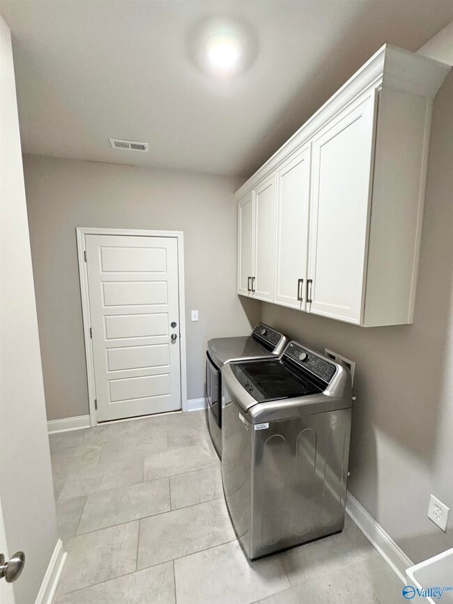 Building Photo - 407 Wood Sage Ln