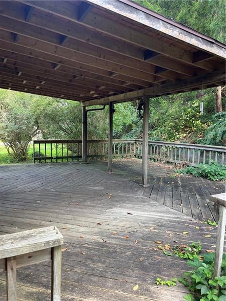 Building Photo - 785 Becks Run Rd