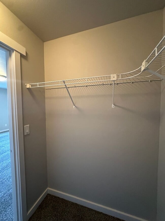 Building Photo - Juniper Ave 4-Plex (Juniper Prop.) - 02900-JUNI-00