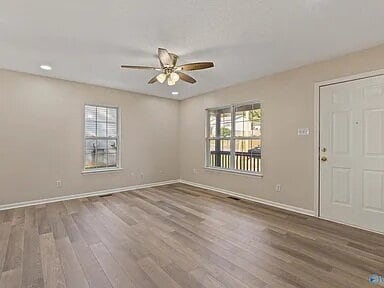 Building Photo - Coming soon!!! "Delightful 3-Bed Retreat in Huntsville with Spacious Living - 1101 Sq Ft!"