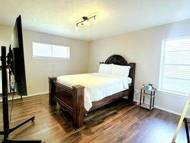 Building Photo - 2821 Maydelle Ln