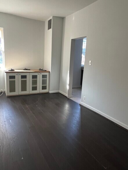 Living Room - 3512 Lucille Ave