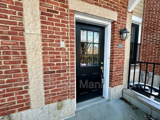 Building Photo - 6606 Reserve Dr