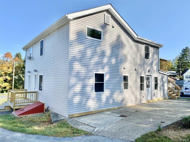 Building Photo - 58 W Dorsey Ln