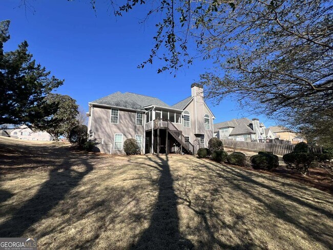 Building Photo - 8008 Revere Dr