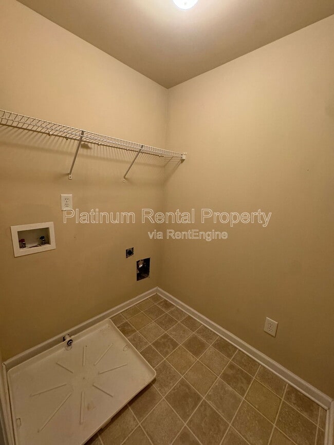 Building Photo - 3135 Millington Pl