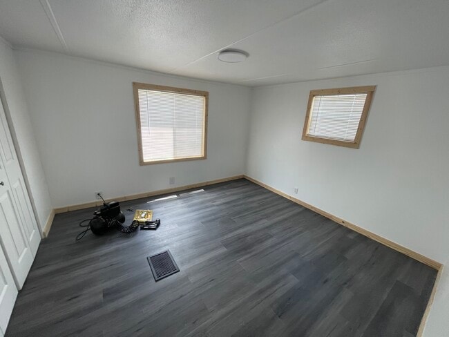 Building Photo - 22983 Seaspray Pl