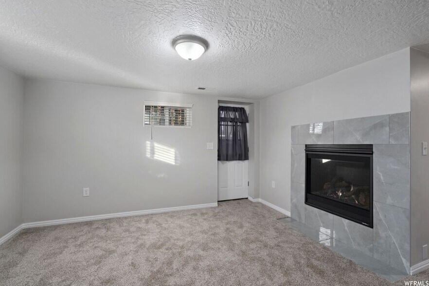 Building Photo - 115 S 200 E