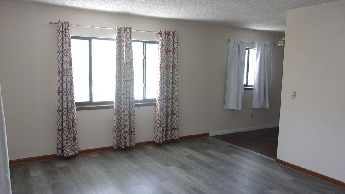 Building Photo - 10030 SW 90th Ct