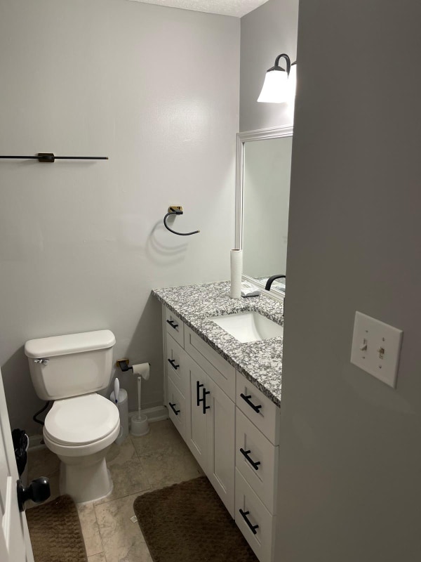 Building Photo - 3319 Tarragon Dr