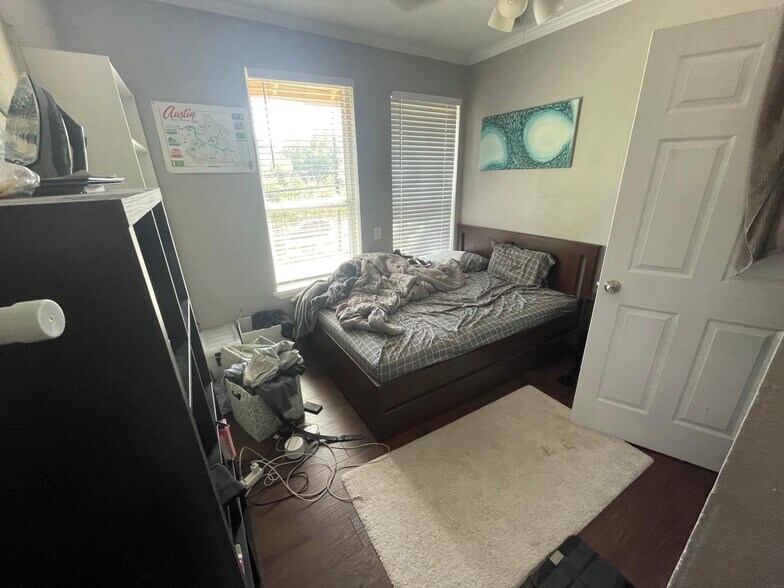 2 nd bedroom - 204 E 30th St