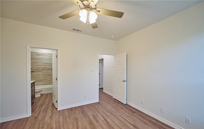 Building Photo - BRAND NEW 3 bedroom duplex!