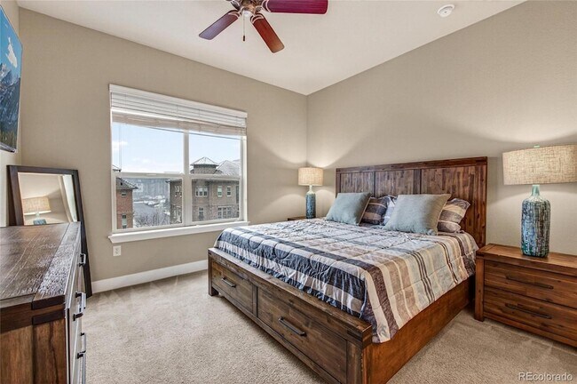 Building Photo - 10111 Inverness Main St