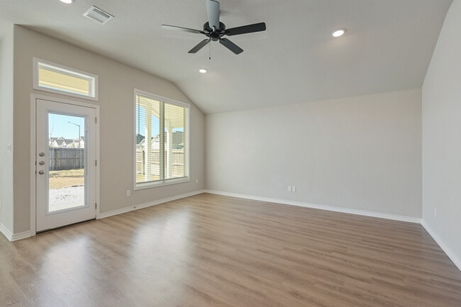 Building Photo - 3441 Utah Ct