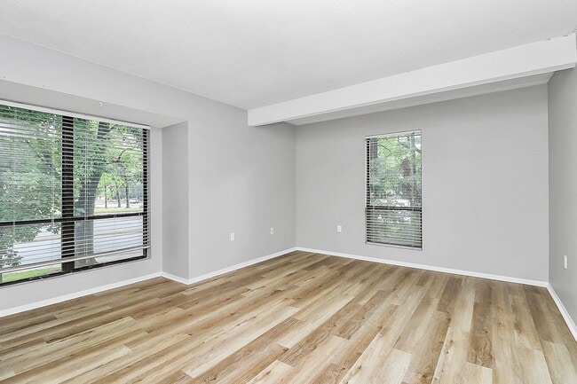 Building Photo - 5012 Sardis Rd