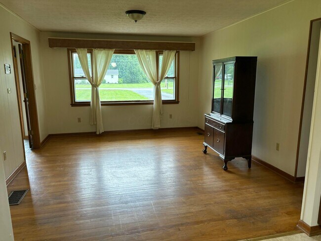 Building Photo - 4001 Harlem Rd