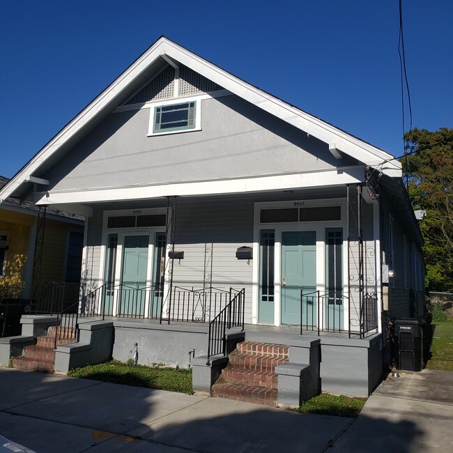 Front Exterior - 8421 Cohn St