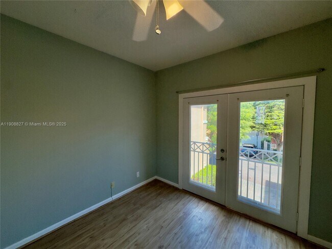 Building Photo - 3728 NE 208th Terrace