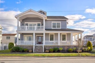 Building Photo - 8510 Fulton Ave