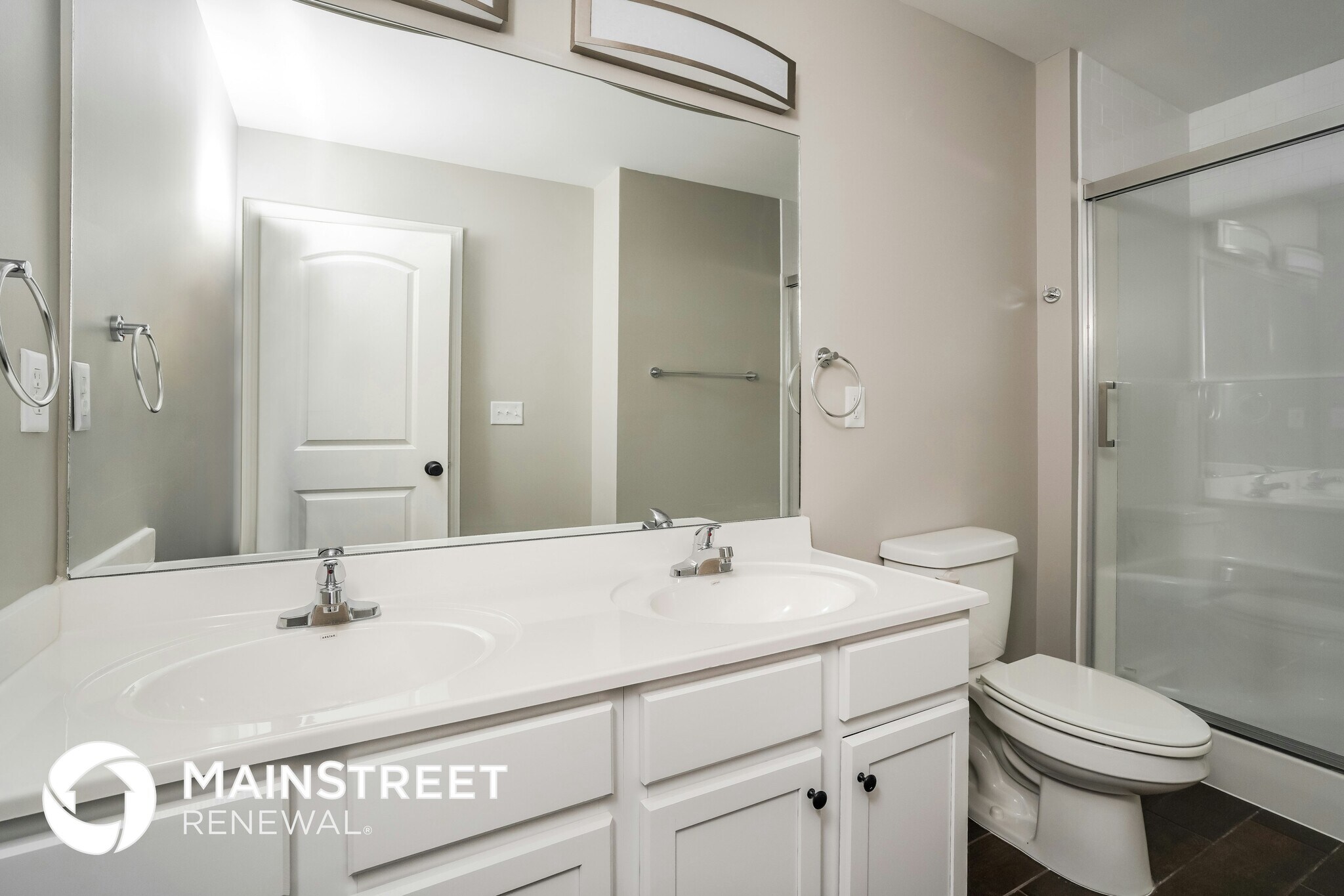 Building Photo - 2117 Paddle Wheel Dr