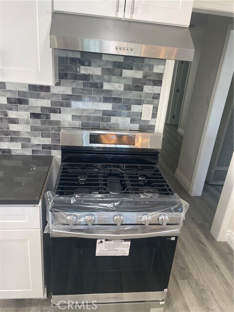 Building Photo - 3736 Veteran Ave