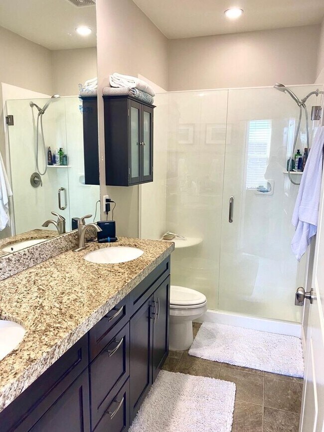 Primary Photo - Beautiful 3 Bedroom Townhome in Daybreak!