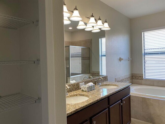 Building Photo - 8966 Azalea Sands Ln