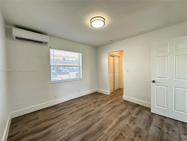 Building Photo - 2309 Madison St