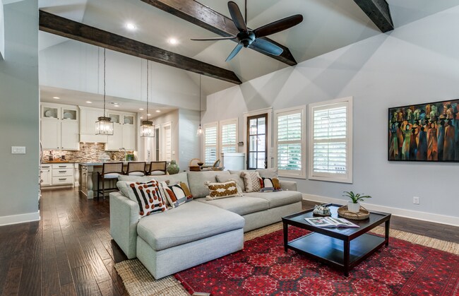 Building Photo - LUXURY ALAMO HEIGHTS 4-BEDROOM BY DABNEY HOMES