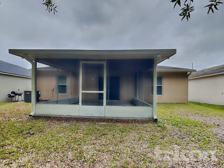 Building Photo - 1532 Wallace Manor Ave
