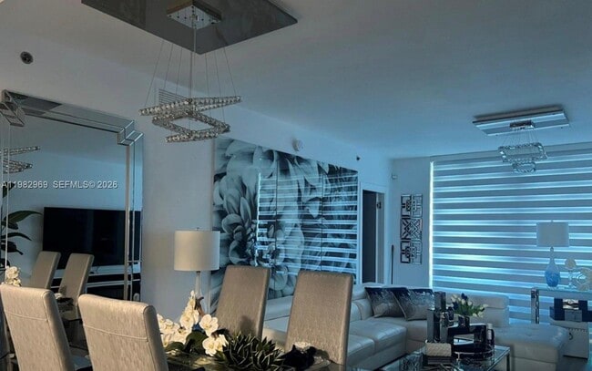 Building Photo - 2641 N Flamingo Rd