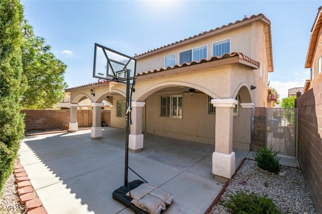 Building Photo - 9540 Creswell Ct