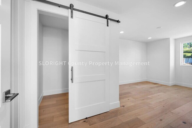 Building Photo - AVAILABLE JANUARY- Stunning Townhome in Avila Beach - 2 Bedroom / 2 Bathroom