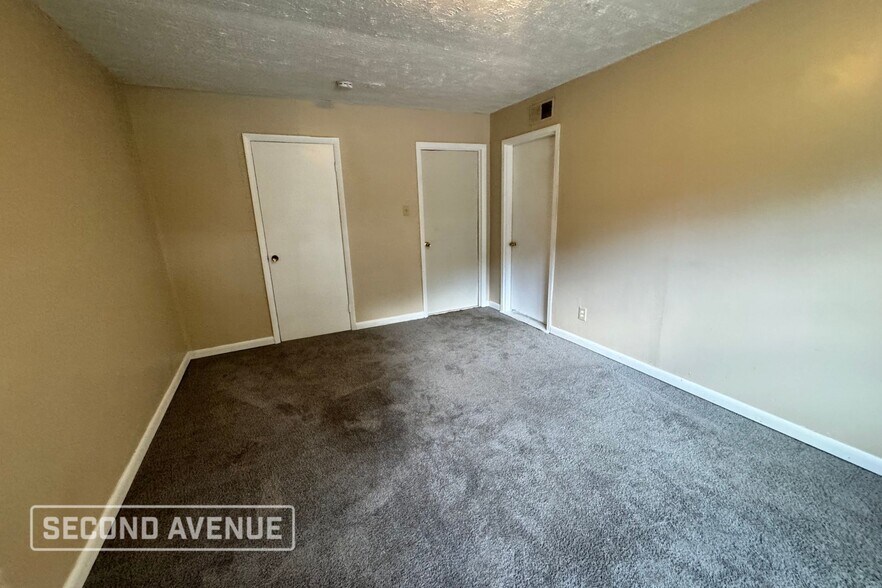 Building Photo - 1313 Worstead Dr