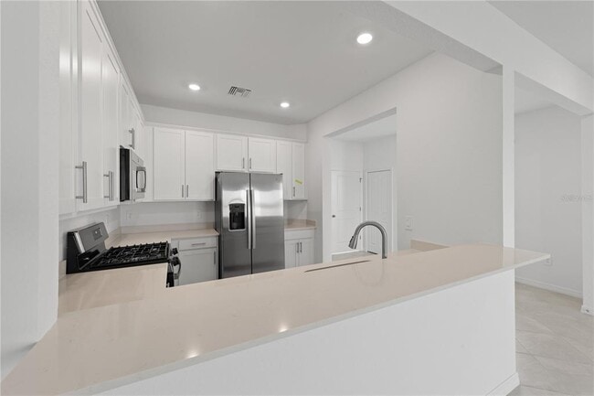 Building Photo - 15003 White Pearl Rd