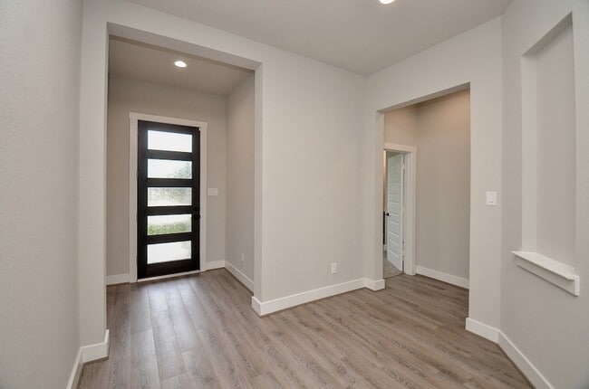 Building Photo - 3506 Gore Creek Dr