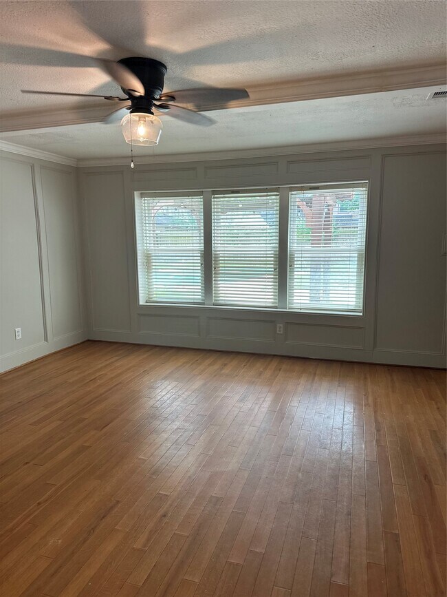 Building Photo - 3411 Stoney Oak Dr