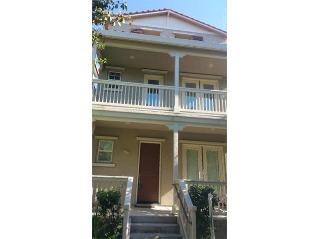 Building Photo - WILLOW GLEN - Beautiful townhome with balc...