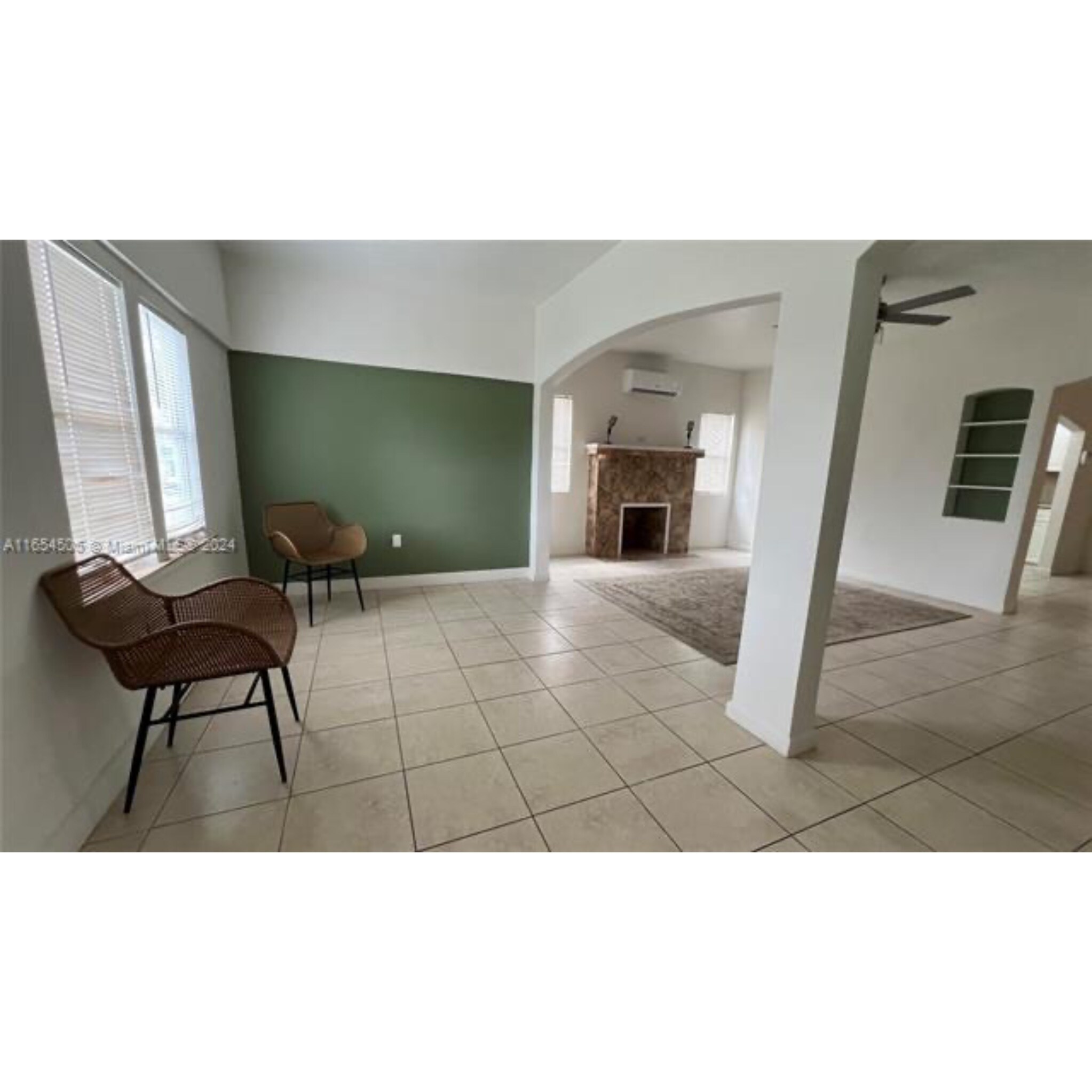 Building Photo - 113 NW 35th St