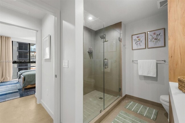 Building Photo - 11 NE 6th St