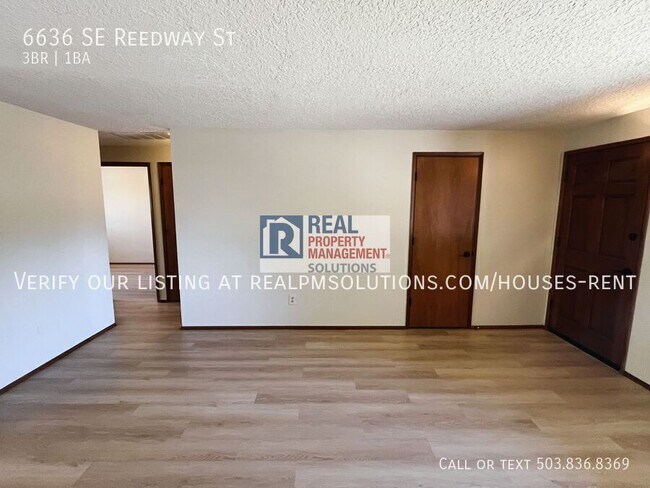 Building Photo - 6636 SE Reedway St