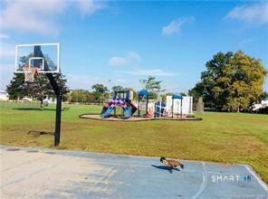 Building Photo - 49 Soundview Ave