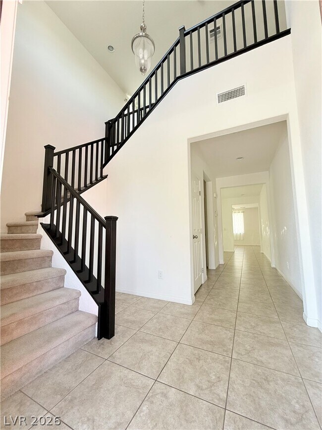 Building Photo - 6531 Dunns River St