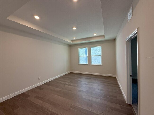 Building Photo - 2113 Warren Acrs Blvd