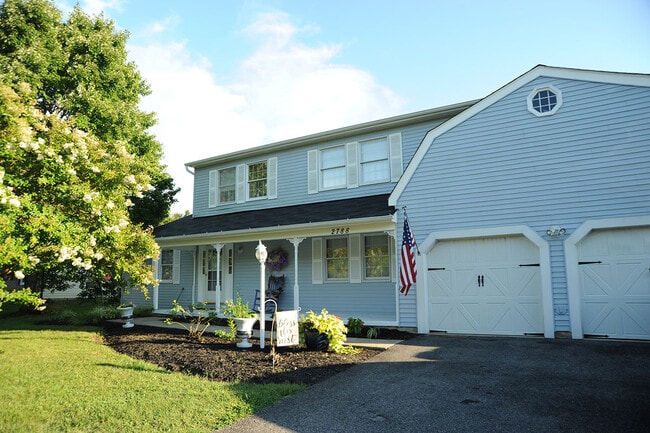 Building Photo - 2788 Pinewood Dr