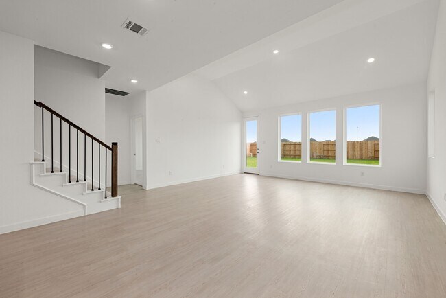 Building Photo - 6411 Symphony Wave Dr