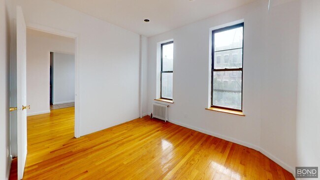 Building Photo - 214 First Avenue