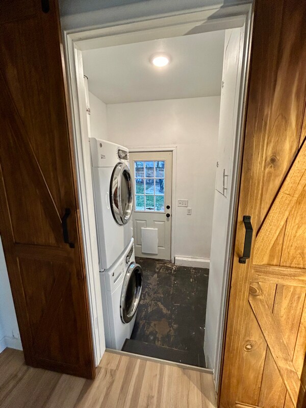 Building Photo - 326 Gregson Ave S