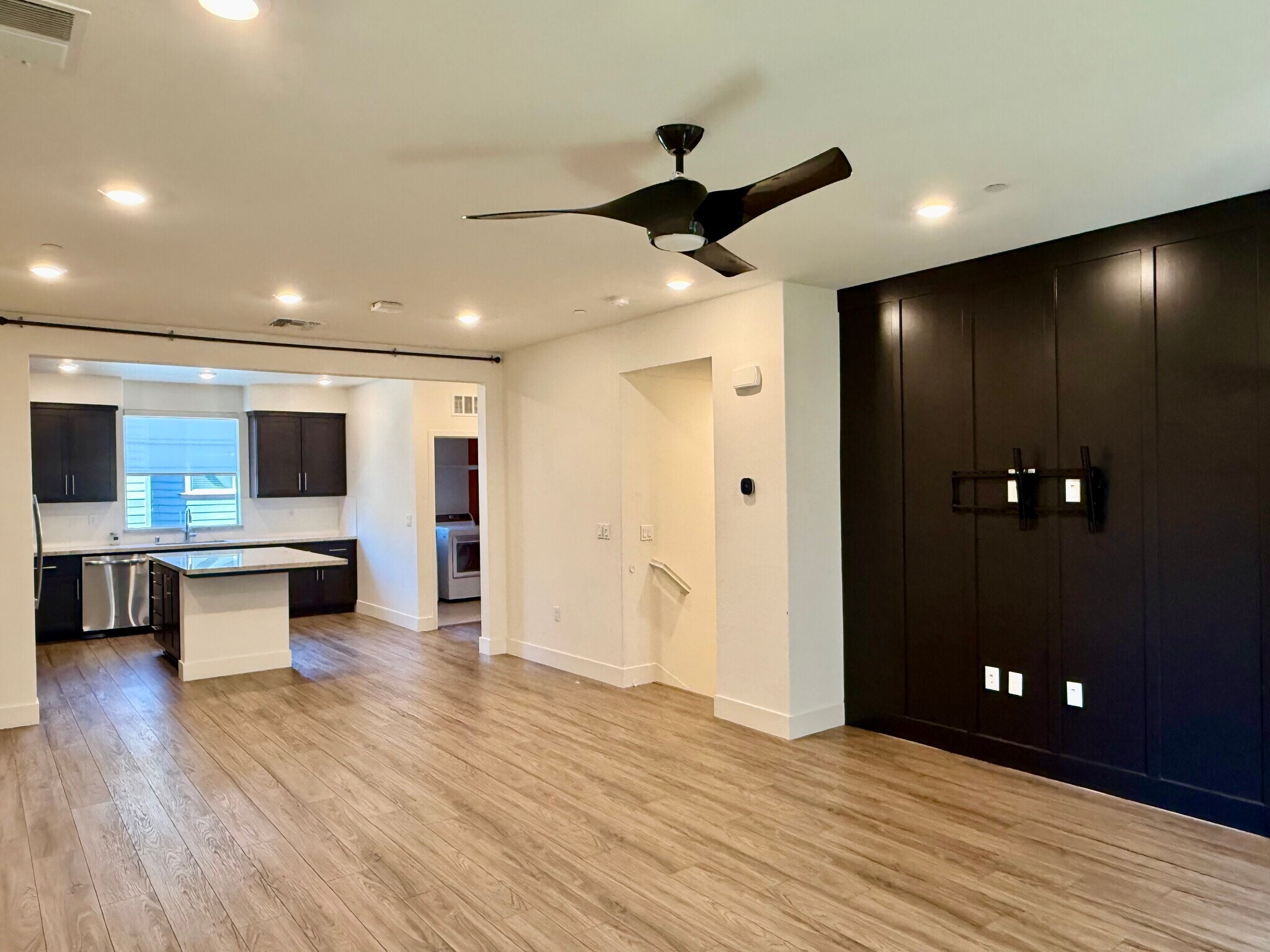 Living Room - 204 Plum Tree St