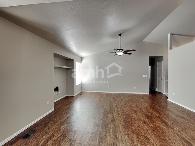 Building Photo - 3147 W 1200 N